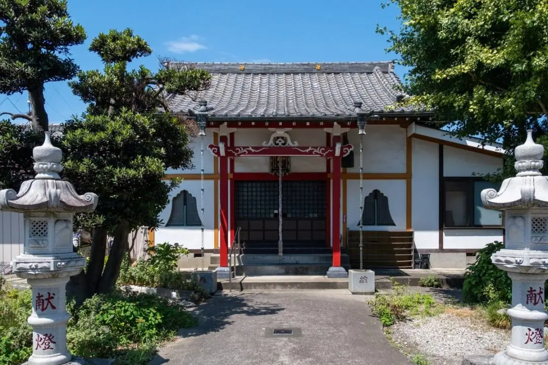 慈眼寺の山門