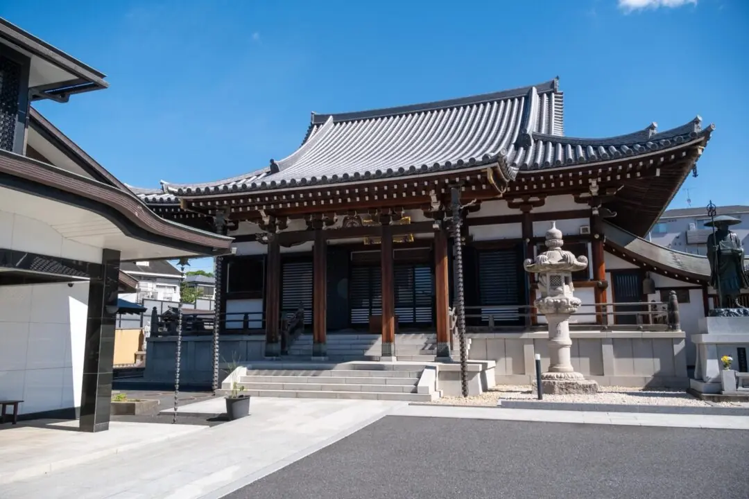 満願寺 観音堂斎場の本堂