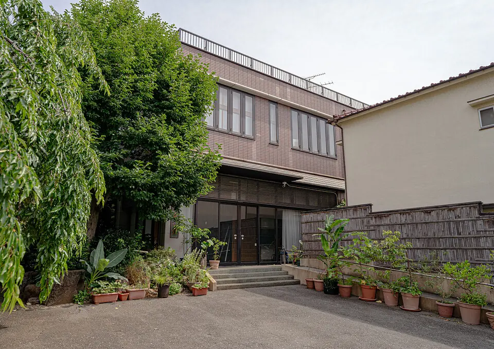 龍福寺会館の外観