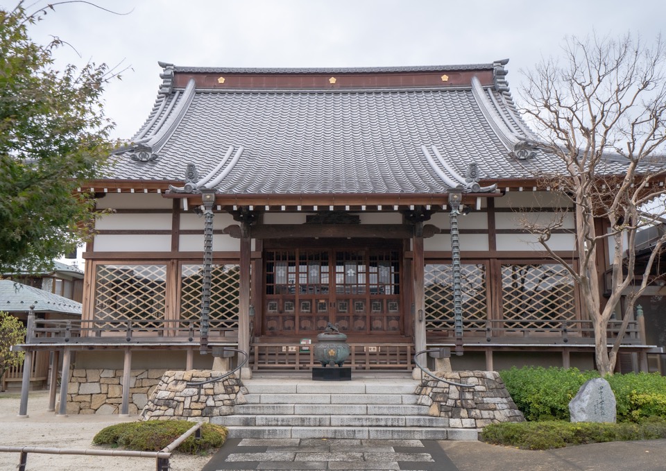 西蓮寺 本堂